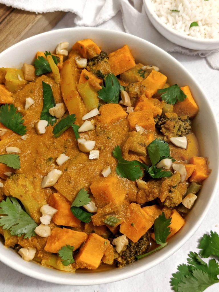Make this easy one pot vegan and vegetarian sweet potato curry with broccoli and red or yellow bell peppers and have it with a side or rice, or use a blender to turn it into a soup!
