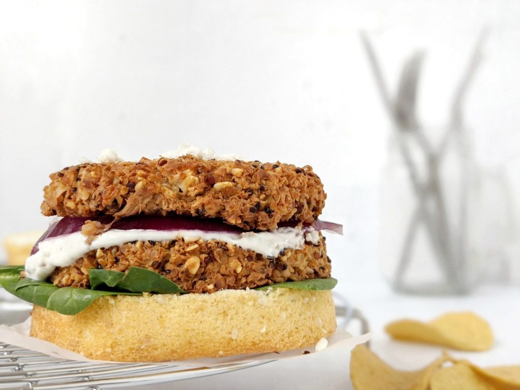 These cauliflower veggie burgers are not like your usual veggie burger recipe since they’re made with no black beans, no mushrooms and no soy either.