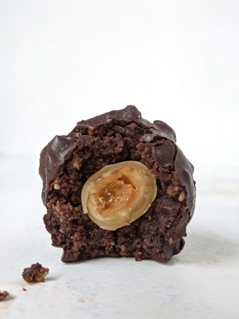 Crunchy, chocolatey but Healthy Protein Ferrero Rocher perfect for a homemade Christmas or sweet indulgent treat! Made with homemade Nutella, these Ferrero Rocher truffles are sugar-free, gluten-free, low carb and Vegan too!