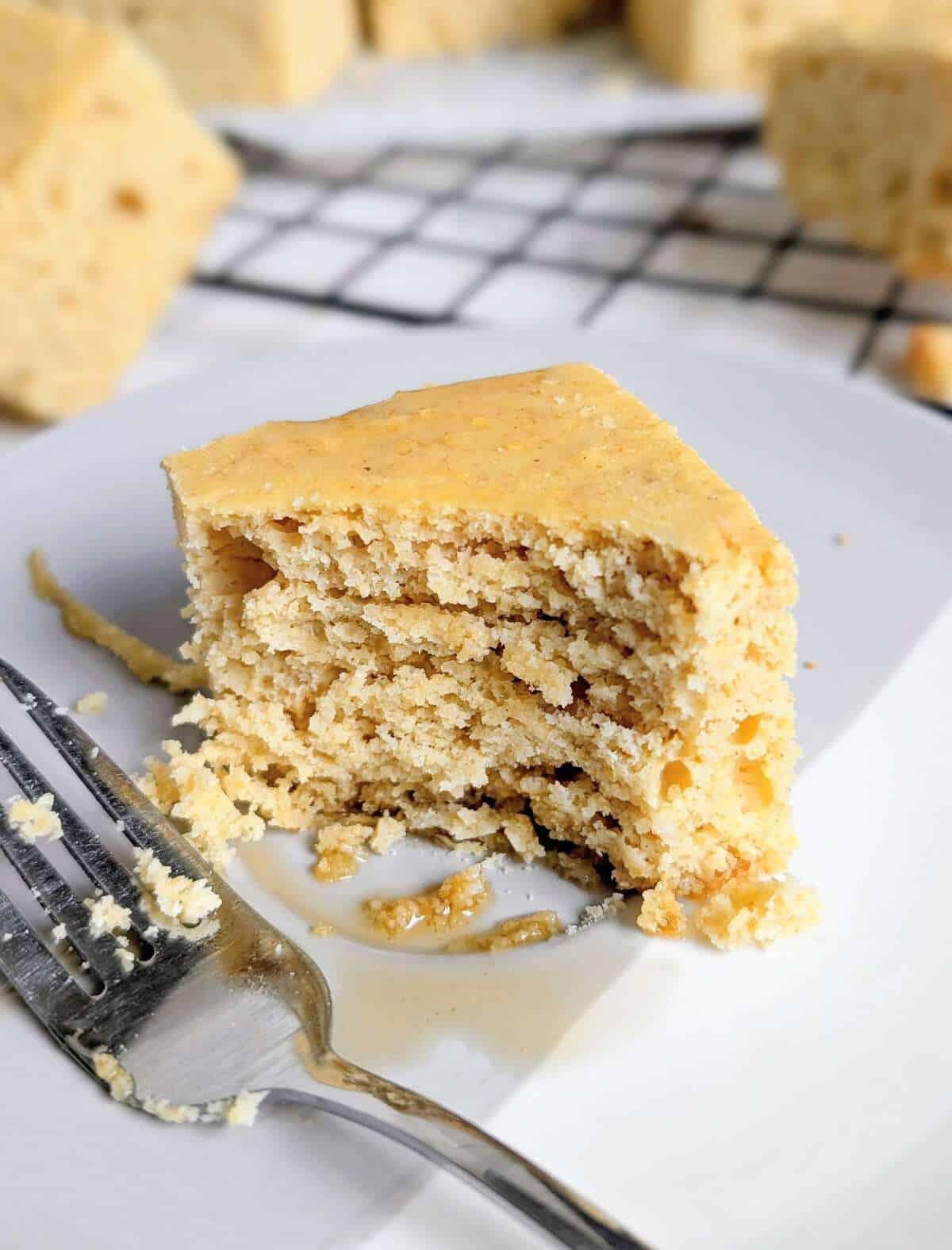A skinny High Protein Cornbread recipe to pair with chili or bring to Thanksgiving. It’s healthy with protein powder and Greek yogurt, and no sugar either!