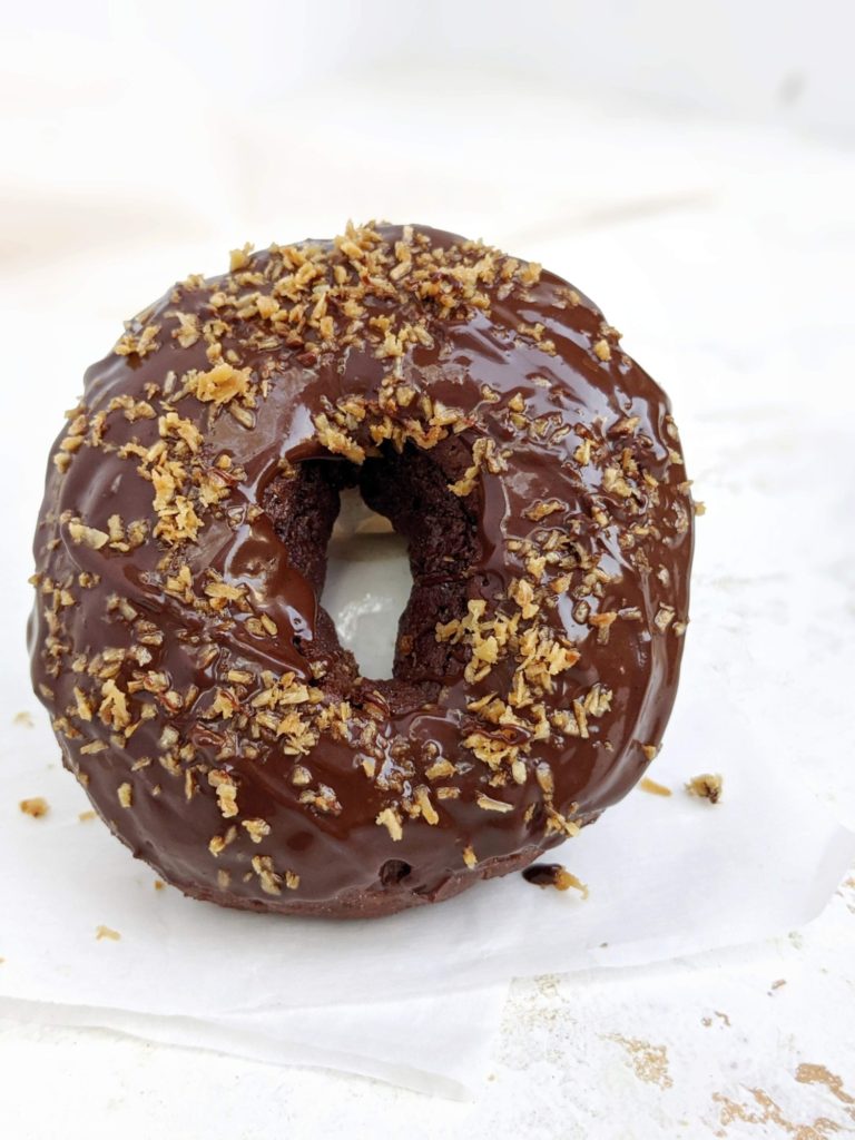 A rich, decadent, fluffy Single Serve Chocolate Protein Donut with just 5 ingredients, and baked to perfection. Single serving chocolate donut for one uses protein powder and greek yogurt for a healthy protein doughnut recipe!