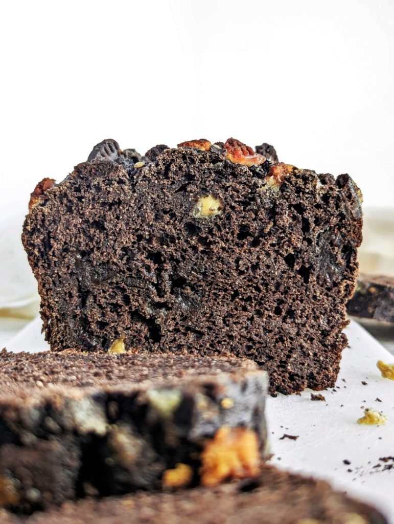 Rich and indulgent Protein Oreo Bread for a healthy and tasty treat! This protein cookies and cream bread has protein powder, Greek yogurt and applesauce, but no sugar, oil, or butter!