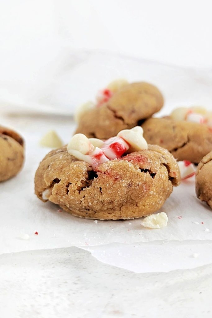 Unexpectedly good Peanut Butter Peppermint Protein Cookies for a rich and refreshing Christmas sweet. Healthy PB peppermint cookies use protein powder, applesauce and peppermint-flavored peanut butter for an extra flavorful recipe! 