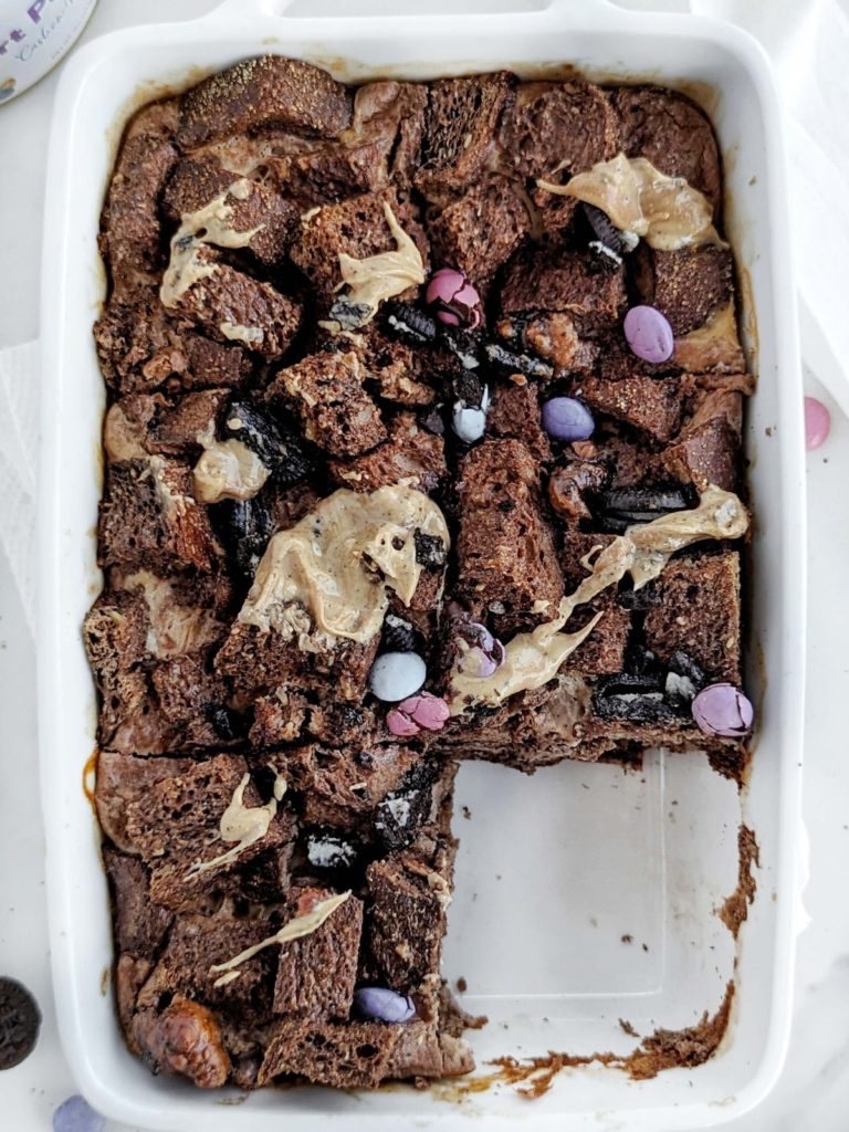 A simple, skinny Oreo Protein Bread Pudding with protein powder, egg whites, yogurt and actual Oreo cookies! This healthy cookies and cream bread pudding is a great protein packed breakfast, dessert and even post workout treat!