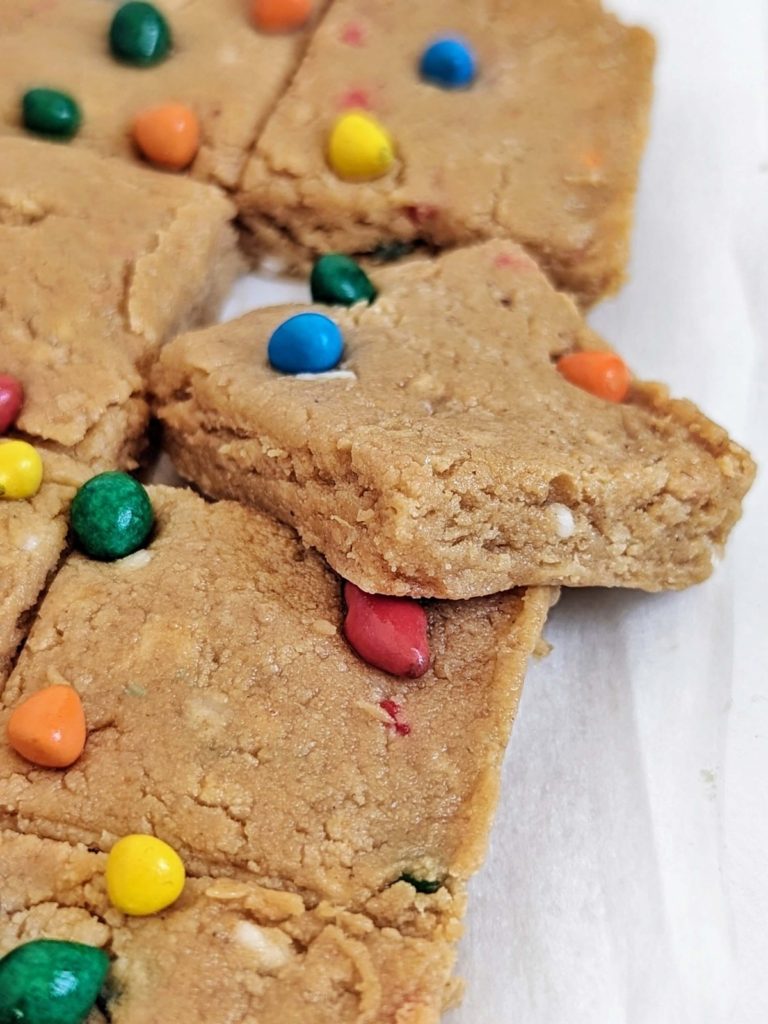 This Cashew Butter Protein Fudge will have you hooked! It’s made with flavored cashew butter, cashew butter powder and protein powder - healthy and super tasty!