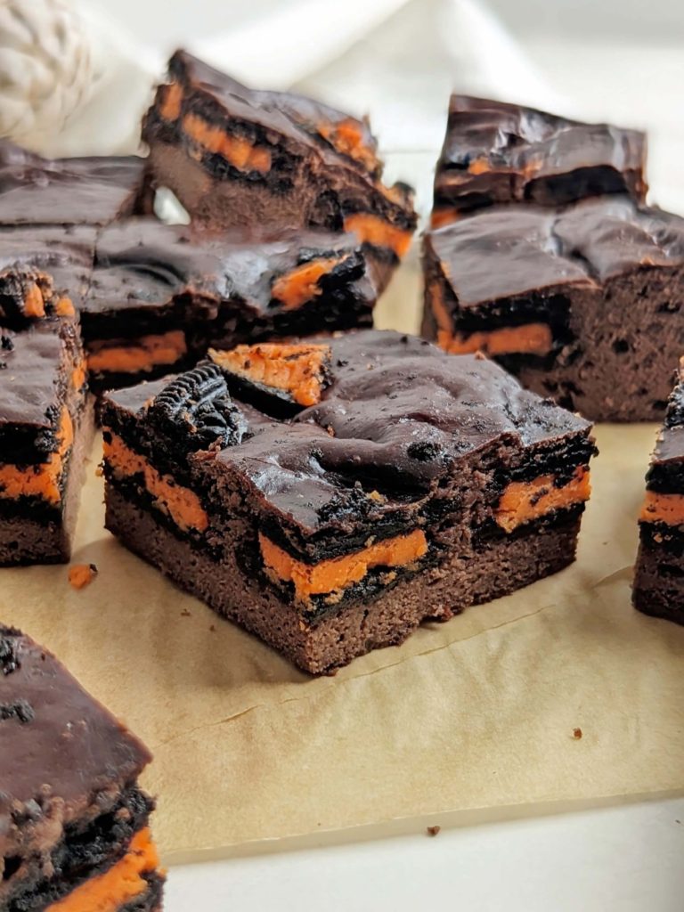 Sinfully good Halloween Oreo Protein Brownies are the perfect fusion of indulgence and health-consciousness. They’re lower fat, low sugar and packed with protein from Greek Yogurt and protein powder.