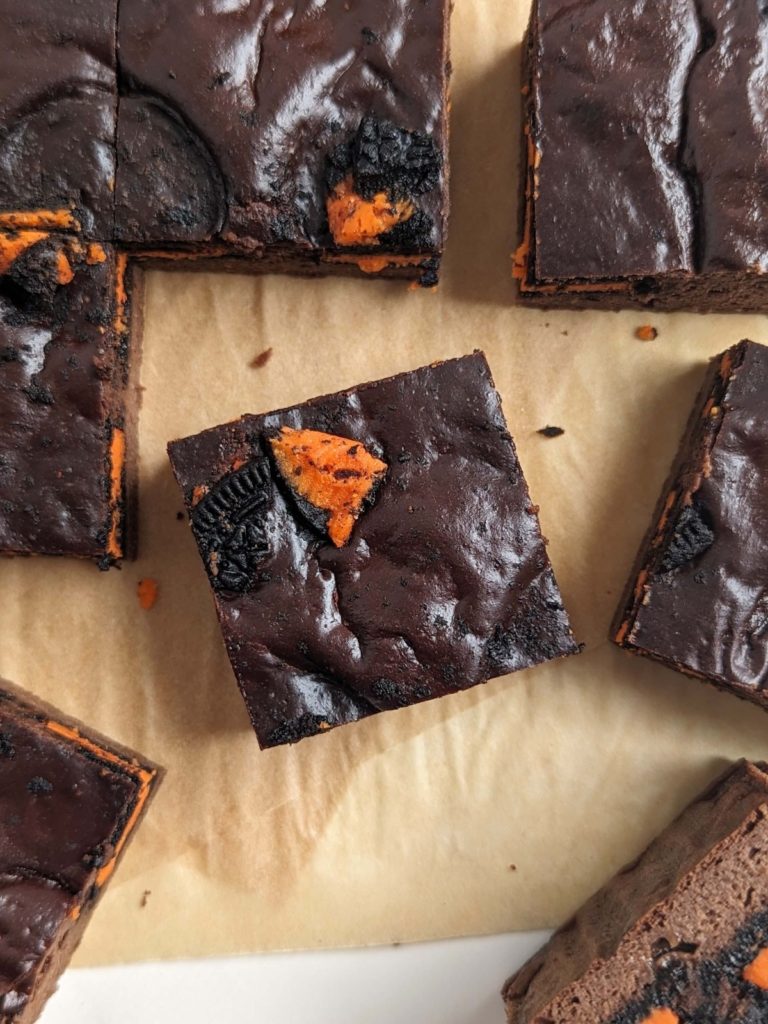 Sinfully good Halloween Oreo Protein Brownies are the perfect fusion of indulgence and health-consciousness. They’re lower fat, low sugar and packed with protein from Greek Yogurt and protein powder.