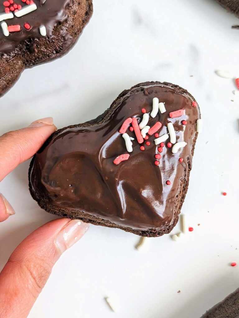 Cutest Healthy Valentine's Mini Cakes are pretty and pretty good for you. High protein mini Valentine’s Day cakes are low sugar, low calorie and low fat too!