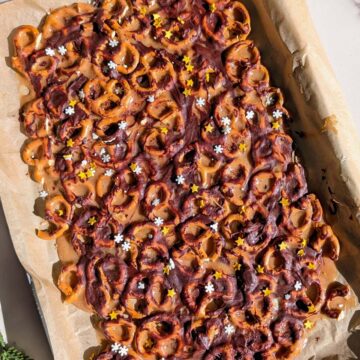 Sugar Free Christmas Crack is the ultimate holiday treat with a sugar-free collagen protein caramel and protein pretzels. The perfect macro friendly, high protein, low fat and low calorie snack with 6g of protein a piece.