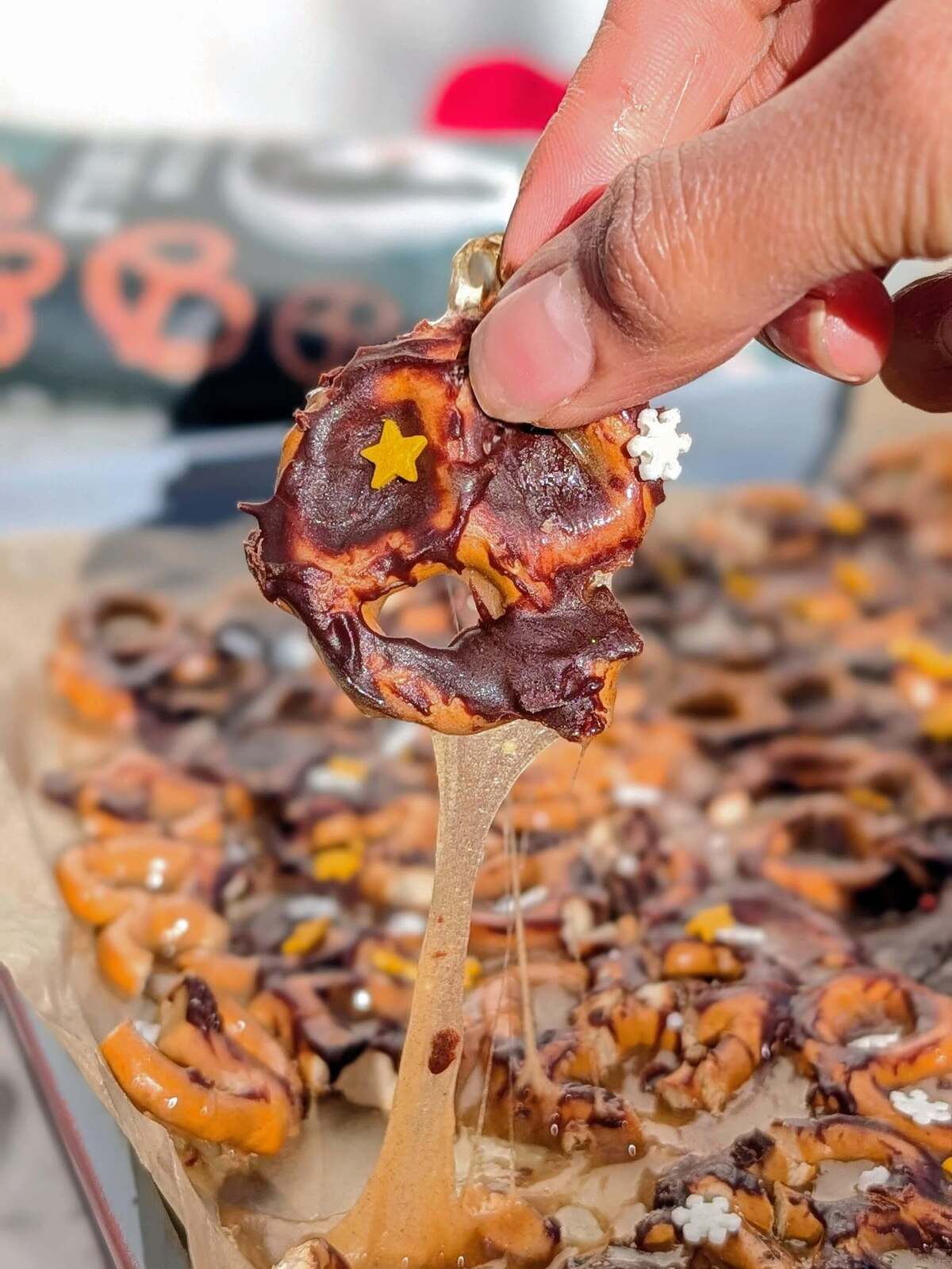 Sugar Free Christmas Crack is the ultimate holiday treat with a sugar-free collagen protein caramel and protein pretzels. The perfect macro friendly, high protein, low fat and low calorie snack with 6g of protein a piece.