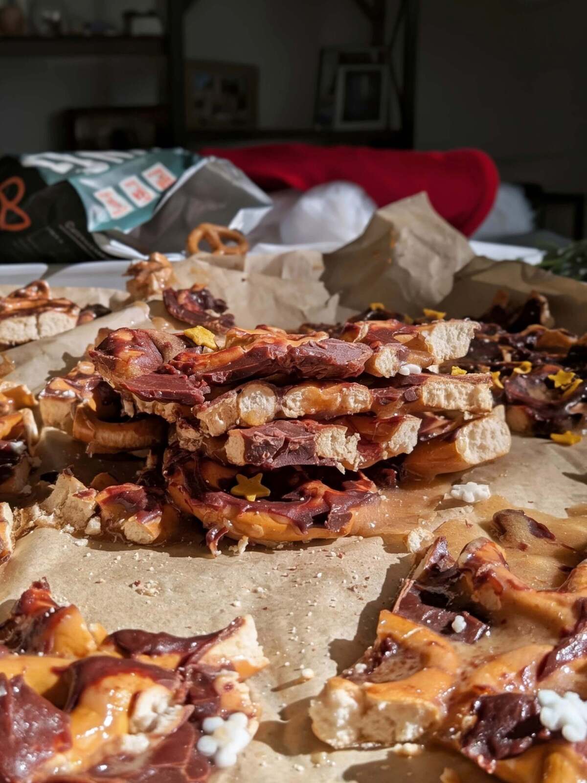 Sugar Free Christmas Crack is the ultimate holiday treat with a sugar-free collagen protein caramel and protein pretzels. The perfect macro friendly, high protein, low fat and low calorie snack with 6g of protein a piece.